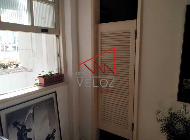 Apartamento à venda com 2 quartos, 79m² - Foto 18