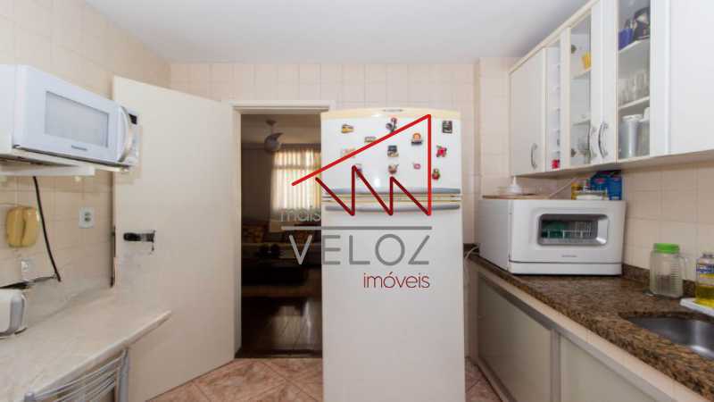 Apartamento à venda com 3 quartos, 120m² - Foto 9