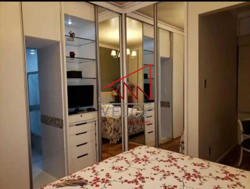 Apartamento à venda com 3 quartos, 150m² - Foto 10