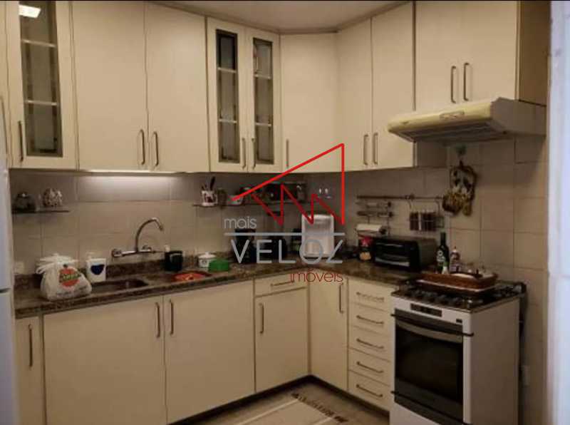 Apartamento à venda com 3 quartos, 150m² - Foto 15