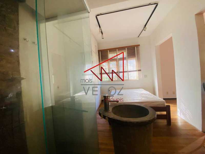 Apartamento à venda com 1 quarto, 40m² - Foto 11