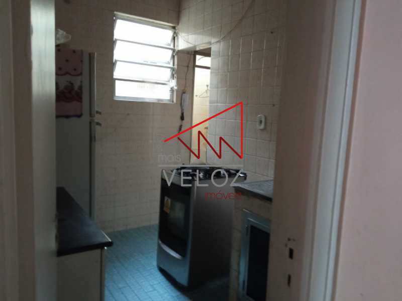 Apartamento à venda com 2 quartos, 56m² - Foto 11