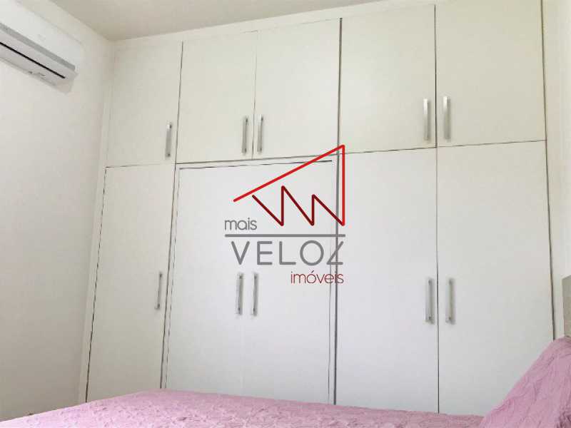 Apartamento à venda com 3 quartos, 98m² - Foto 13