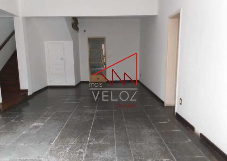 Casa à venda com 3 quartos, 263m² - Foto 7