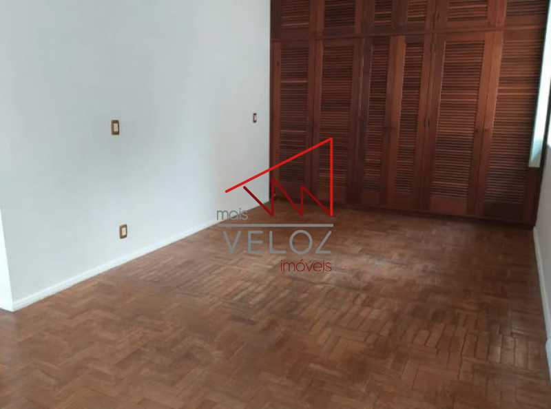 Casa à venda com 3 quartos, 263m² - Foto 21