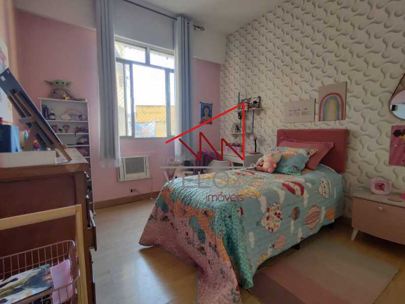 Apartamento à venda com 3 quartos, 121m² - Foto 26