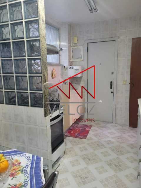 Apartamento à venda com 3 quartos, 97m² - Foto 18