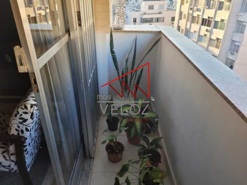 Apartamento à venda com 3 quartos, 97m² - Foto 21