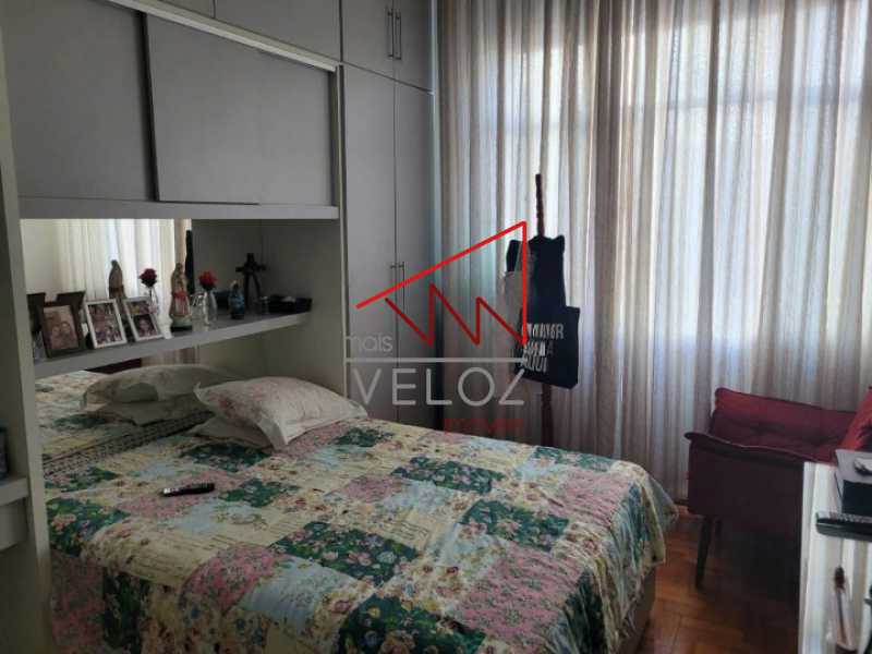 Apartamento à venda com 3 quartos, 97m² - Foto 11