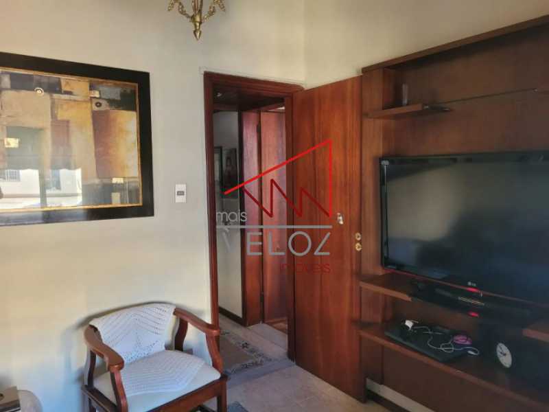 Apartamento à venda com 3 quartos, 97m² - Foto 4