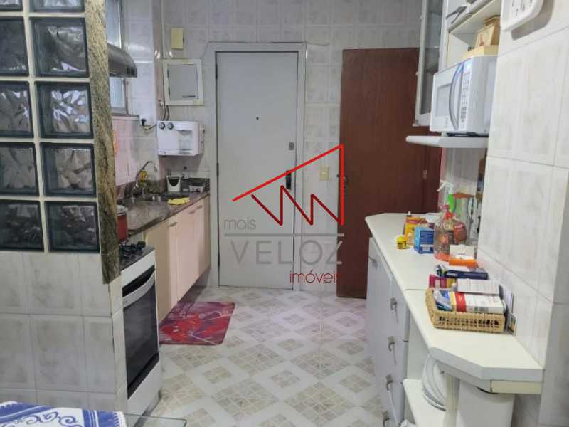 Apartamento à venda com 3 quartos, 97m² - Foto 22