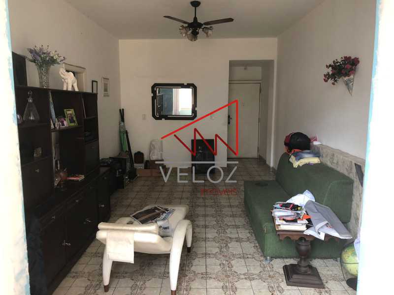 Apartamento à venda com 3 quartos, 115m² - Foto 2