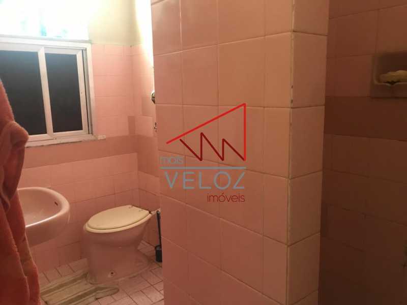 Apartamento à venda com 2 quartos, 65m² - Foto 19