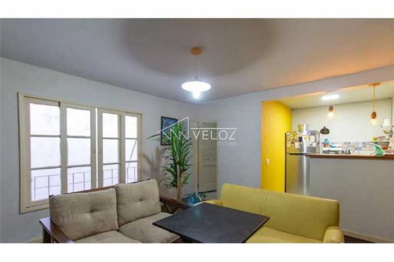 Cobertura à venda com 2 quartos, 64m² - Foto 2