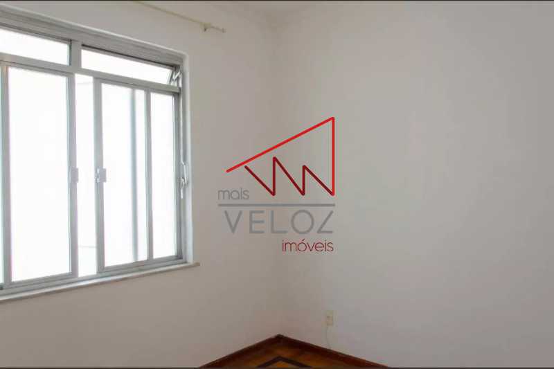 Apartamento à venda com 3 quartos, 80m² - Foto 11