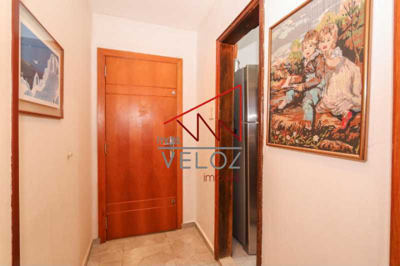 Apartamento à venda com 2 quartos, 87m² - Foto 4