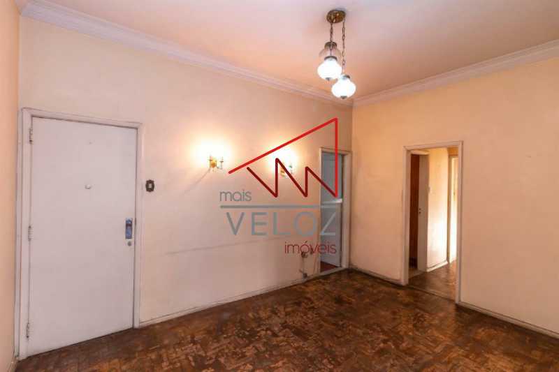 Apartamento à venda com 3 quartos, 120m² - Foto 4