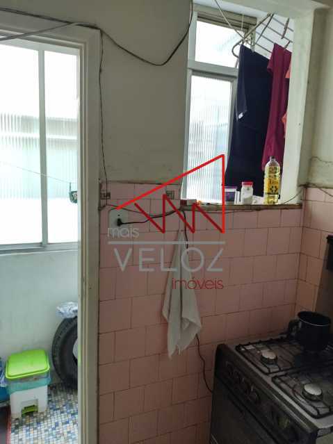 Apartamento à venda com 2 quartos, 64m² - Foto 9