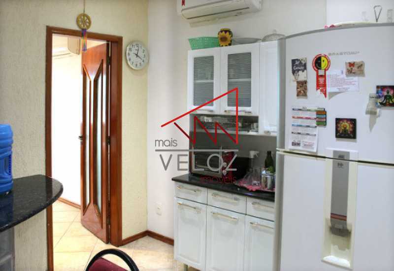 Apartamento à venda com 1 quarto, 50m² - Foto 16