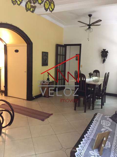 Casa de Vila à venda com 4 quartos, 152m² - Foto 4