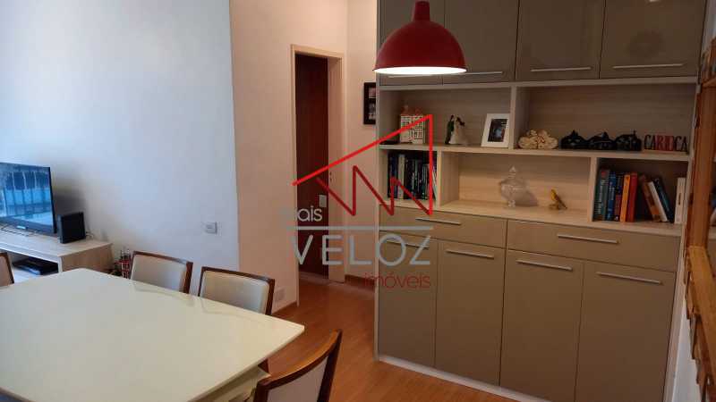 Apartamento à venda com 2 quartos, 65m² - Foto 10