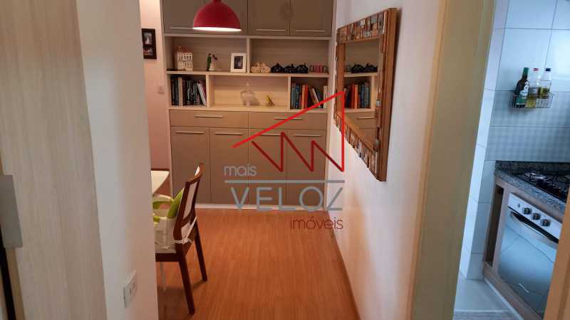 Apartamento à venda com 2 quartos, 65m² - Foto 15