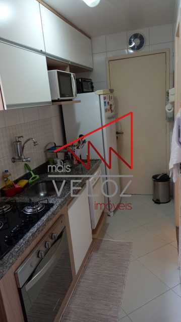 Apartamento à venda com 2 quartos, 65m² - Foto 16