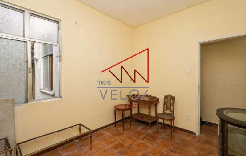 Apartamento à venda com 2 quartos, 61m² - Foto 1