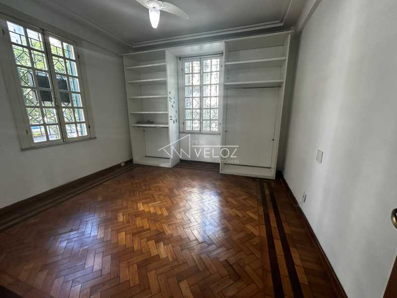 Apartamento à venda com 3 quartos, 151m² - Foto 10