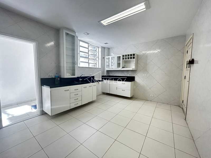 Apartamento à venda com 3 quartos, 151m² - Foto 20