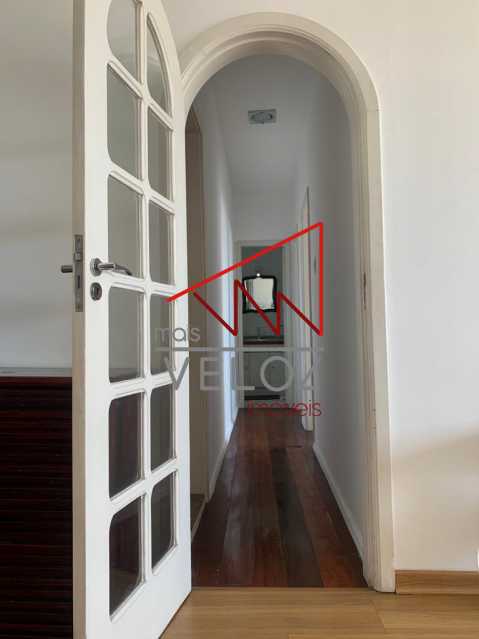 Apartamento à venda com 3 quartos, 100m² - Foto 2