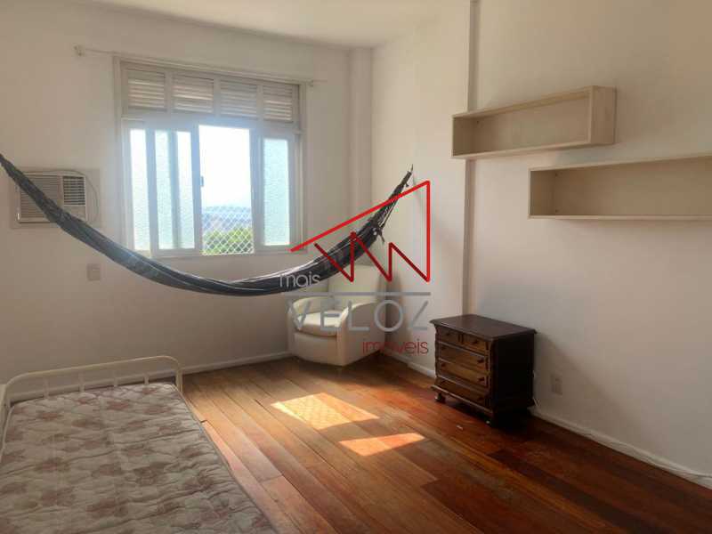 Apartamento à venda com 3 quartos, 100m² - Foto 4