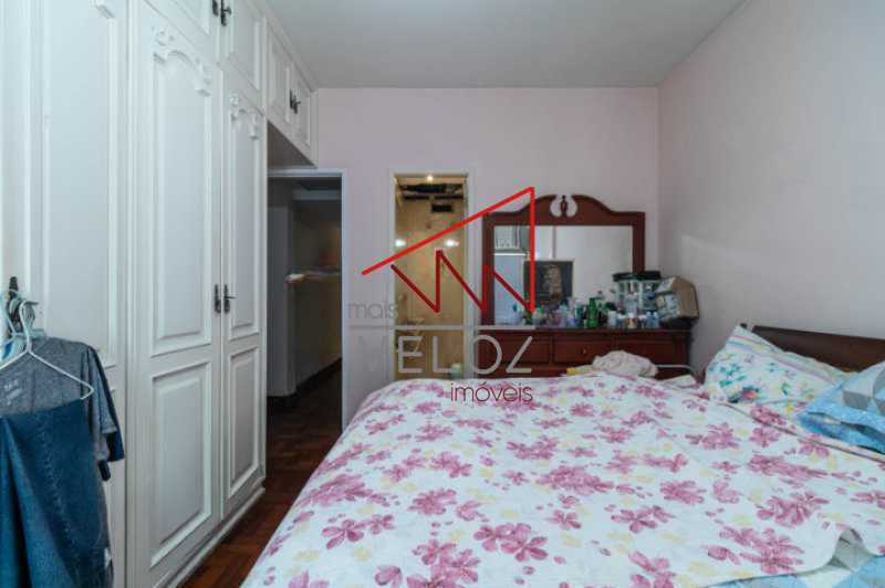 Apartamento à venda com 4 quartos, 165m² - Foto 15