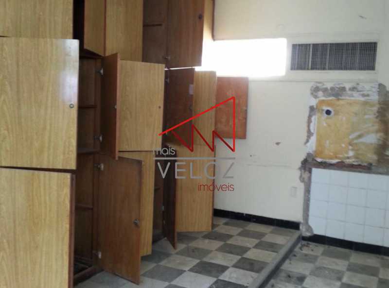 Conjunto Comercial-Sala à venda com 4 quartos, 472m² - Foto 11