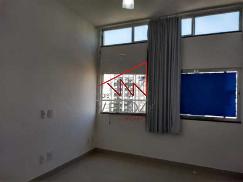 Kitnet e Studio à venda com 1 quarto, 18m² - Foto 2