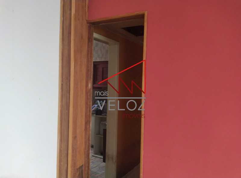 Apartamento à venda com 2 quartos, 67m² - Foto 10