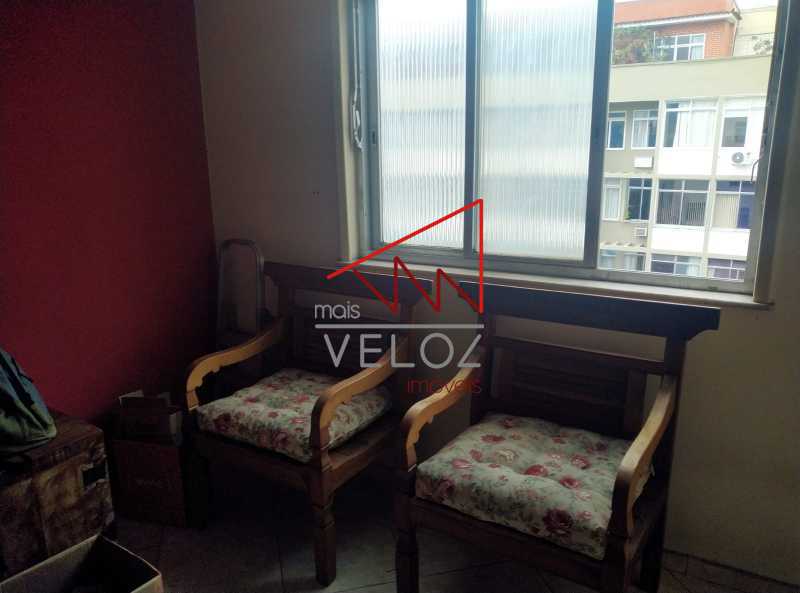 Apartamento à venda com 2 quartos, 67m² - Foto 8