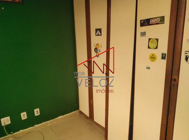 Apartamento à venda com 2 quartos, 67m² - Foto 20