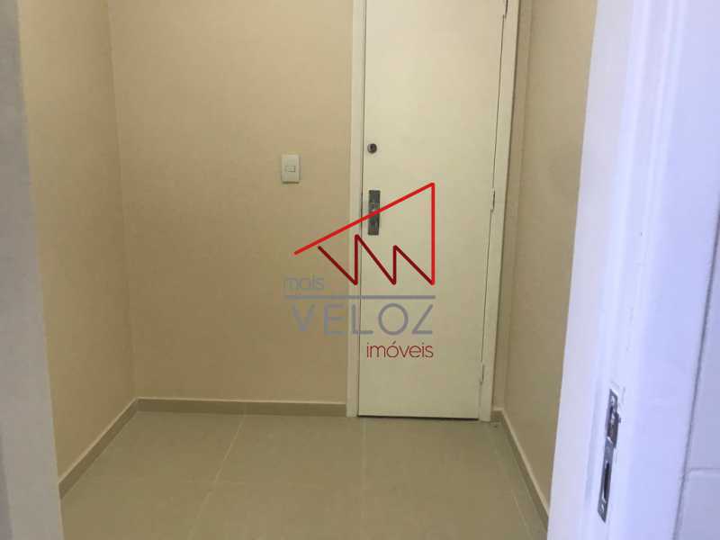 Apartamento à venda com 2 quartos, 72m² - Foto 21