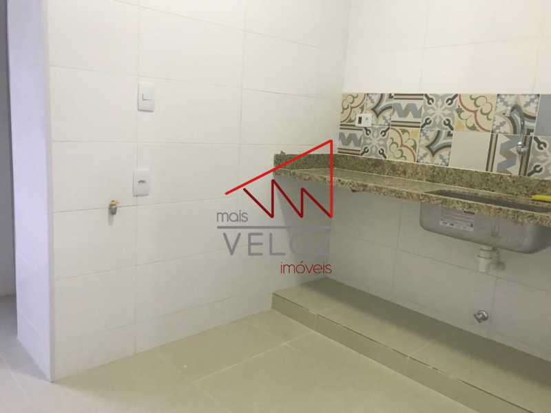 Apartamento à venda com 2 quartos, 72m² - Foto 19