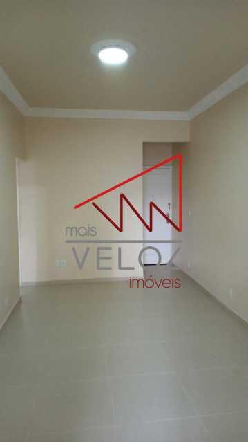 Apartamento à venda com 2 quartos, 72m² - Foto 1