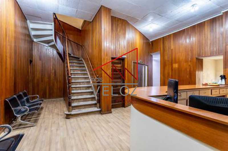 Hotel à venda com 24 quartos, 498m² - Foto 1