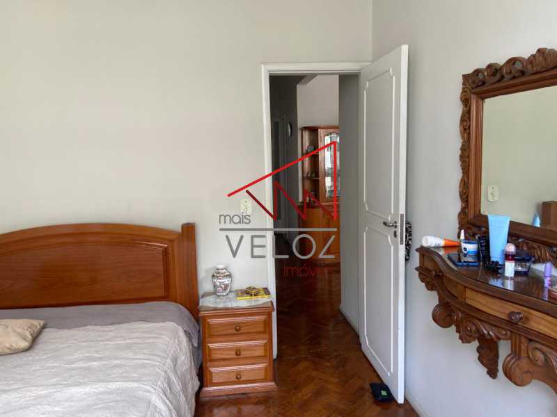 Apartamento à venda com 3 quartos, 107m² - Foto 4