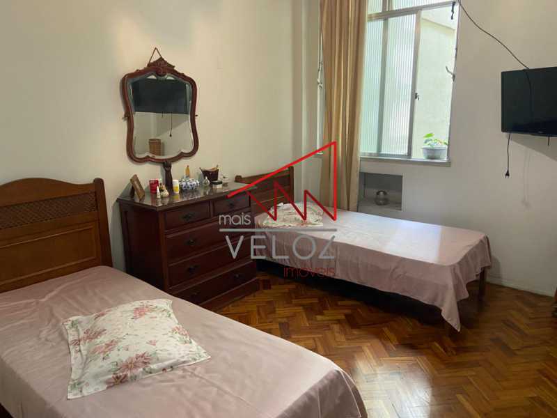 Apartamento à venda com 3 quartos, 107m² - Foto 8