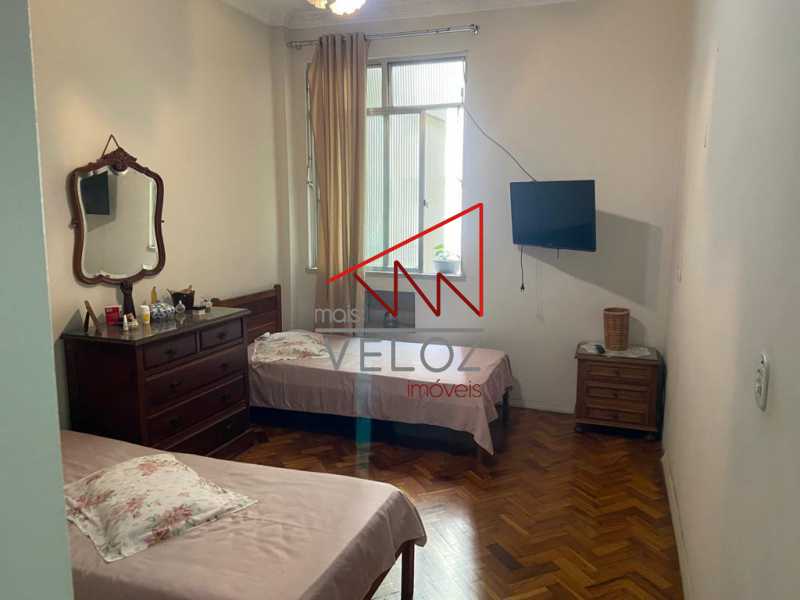 Apartamento à venda com 3 quartos, 107m² - Foto 9