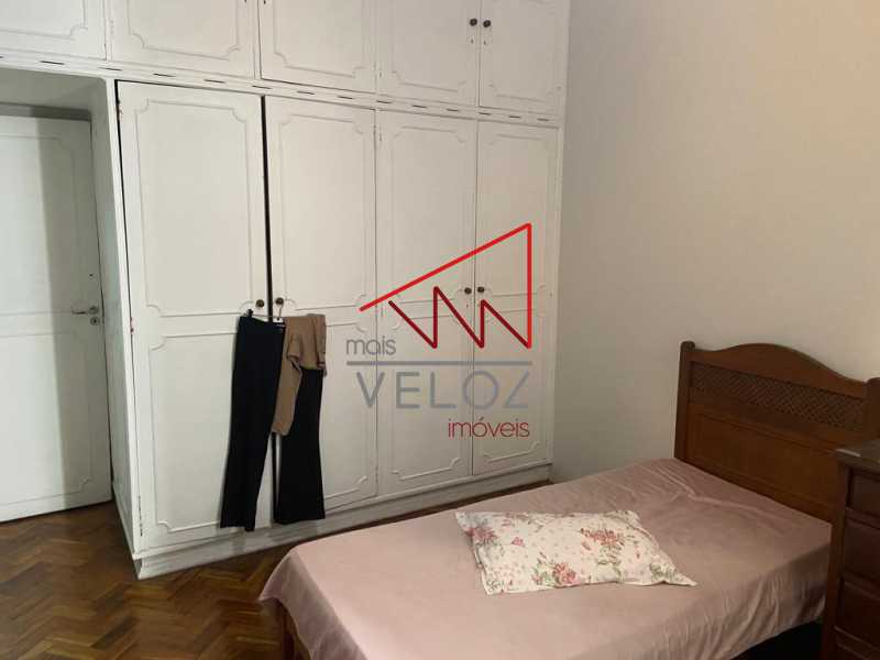 Apartamento à venda com 3 quartos, 107m² - Foto 13