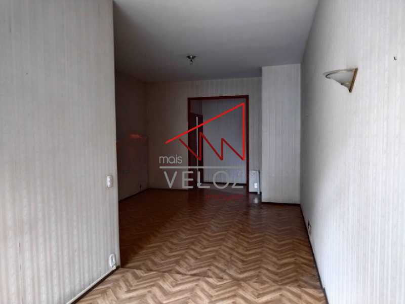 Apartamento à venda com 3 quartos, 103m² - Foto 4