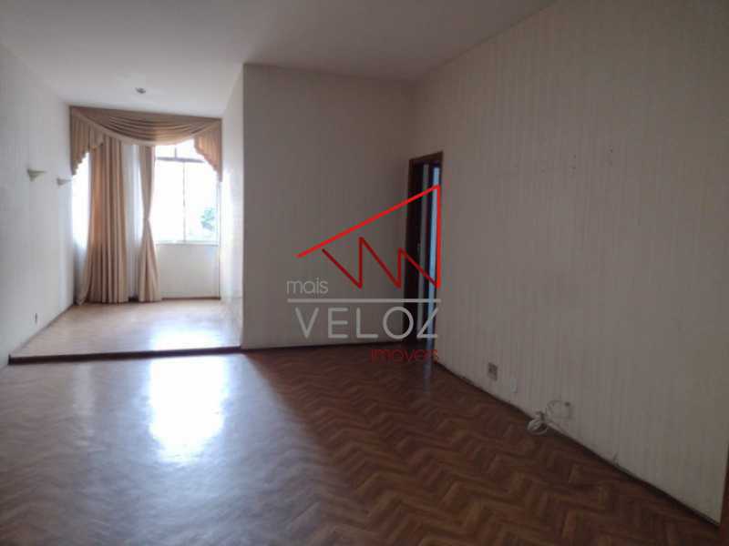 Apartamento à venda com 3 quartos, 103m² - Foto 2