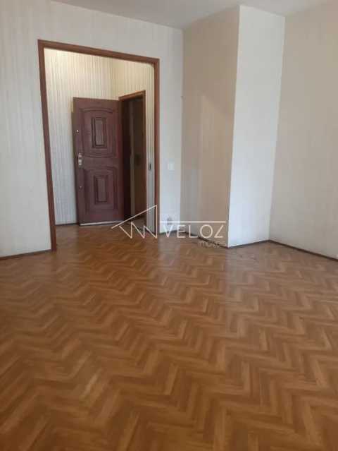 Apartamento à venda com 3 quartos, 103m² - Foto 1