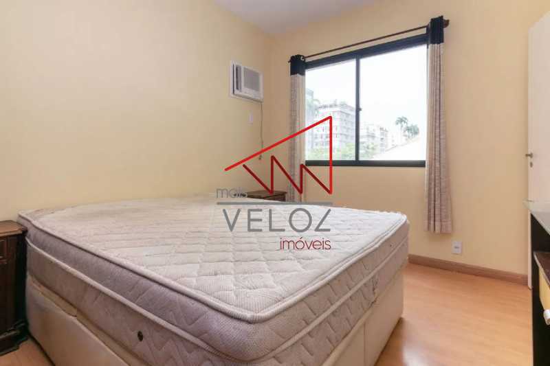 Apartamento à venda com 2 quartos, 90m² - Foto 9